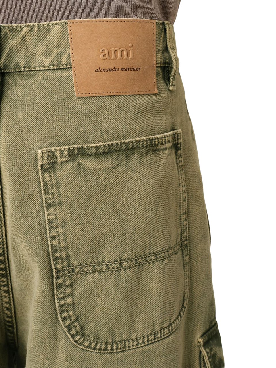 AMI Paris WIDE FIT CARGO BERMUDA LAUREL Groen