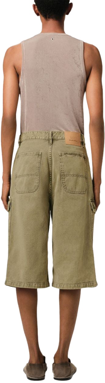 AMI Paris WIDE FIT CARGO BERMUDA LAUREL Groen