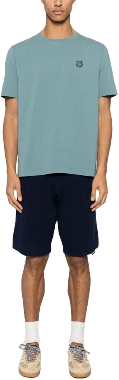 Maison Kitsuné bold fox head patch comfort t-shirt divers. Divers