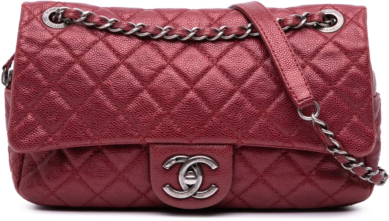 Chanel Medium Quilted Caviar Easy Flap Rood
