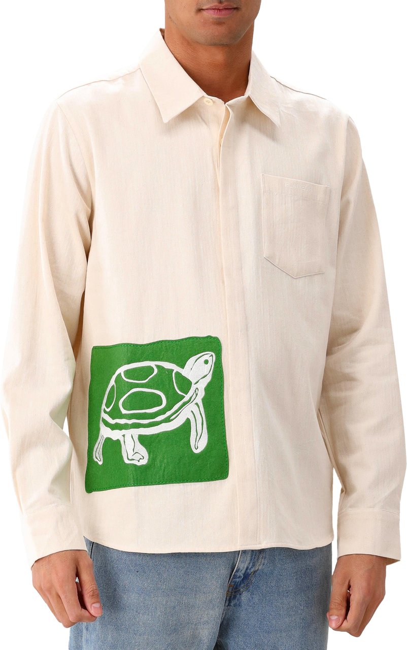 FLÂNEUR Flâneur Overshirt Beige Embroidered Turtle Shirt Beige