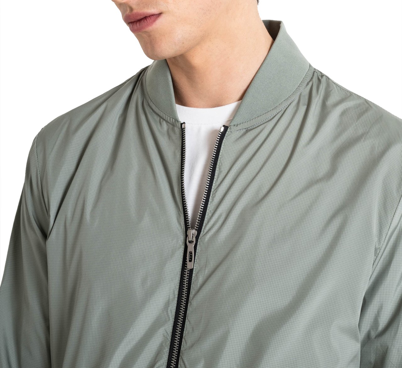 Antony Morato REGULAR FIT SHOULDER PIECE IN RIB STOP TECHNICAL FABRIC WITH LOGO PLAQUE Grijs