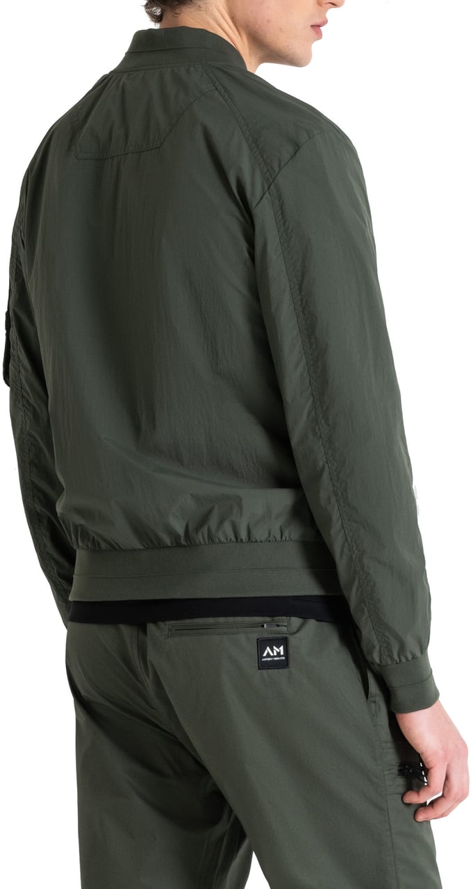 Antony Morato REGULAR FIT SHOULDER PIECE WITH LOGO PLAQUE Groen