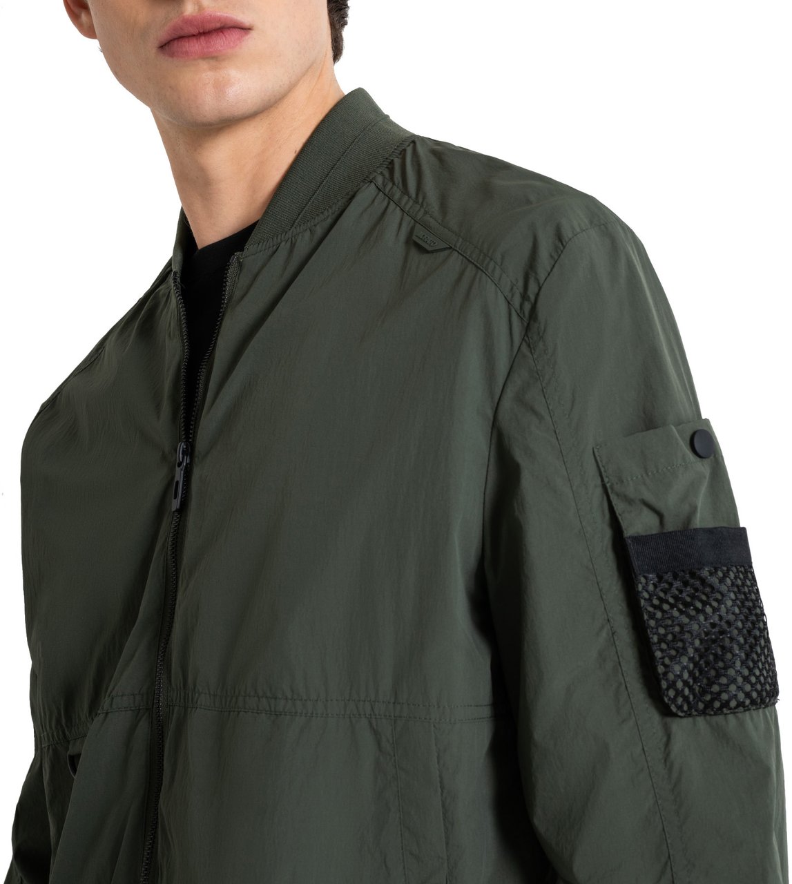 Antony Morato REGULAR FIT SHOULDER PIECE WITH LOGO PLAQUE Groen