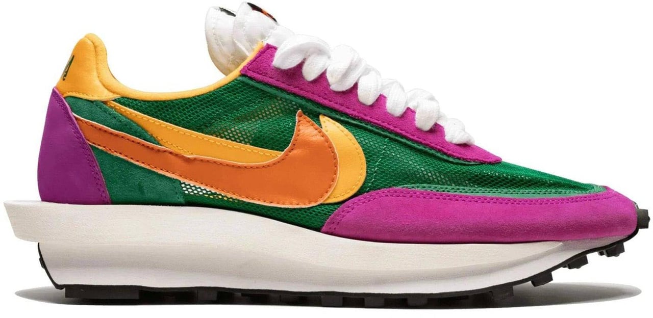 Nike Nike LD Waffle Sacai Pine Green Groen
