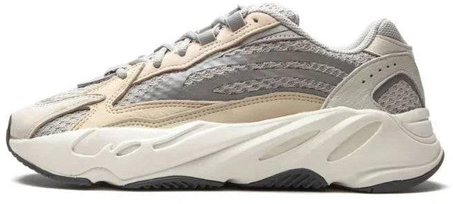 Adidas Adidas Yeezy Boost 700 V2 Cream Beige
