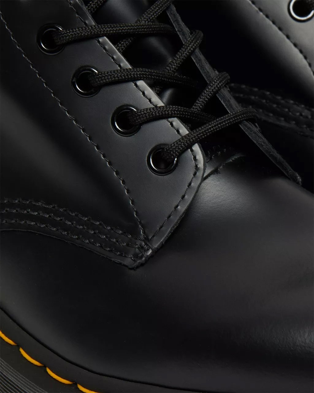 Dr. Martens 1460 Bex Nero Zwart