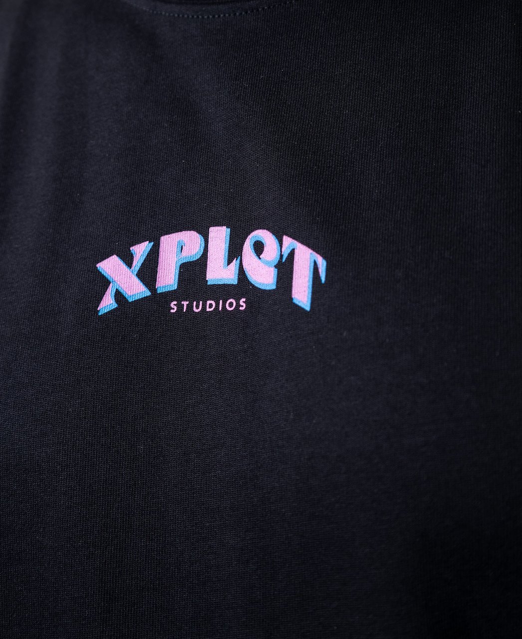XPLCT Studios Vibe Tee Zwart