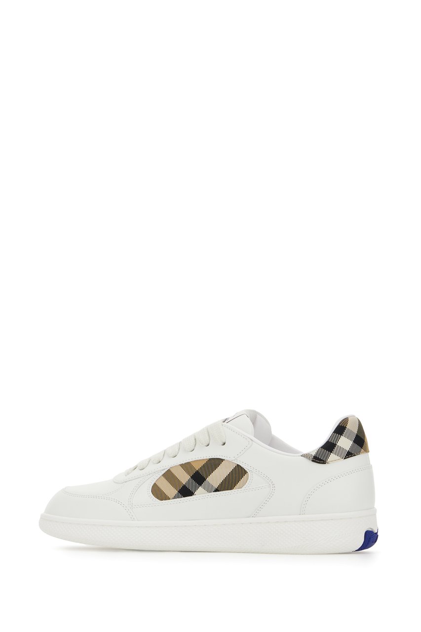 Burberry Burberry White leather Terrence sneakers Wit