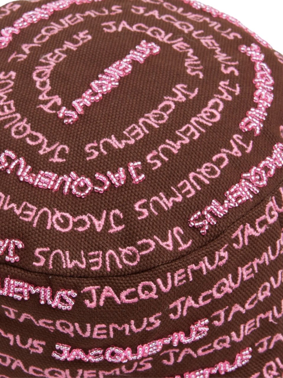 Jacquemus Le Bob Bordado Logo Bucket Hat Bruin