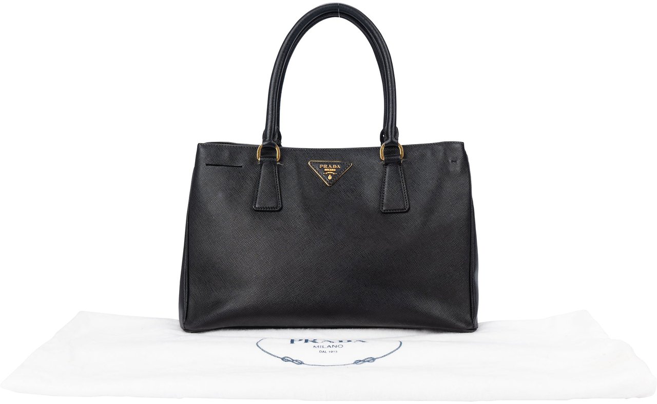 Prada Prada Nero Saffiano Leather Galleria Handbag Divers