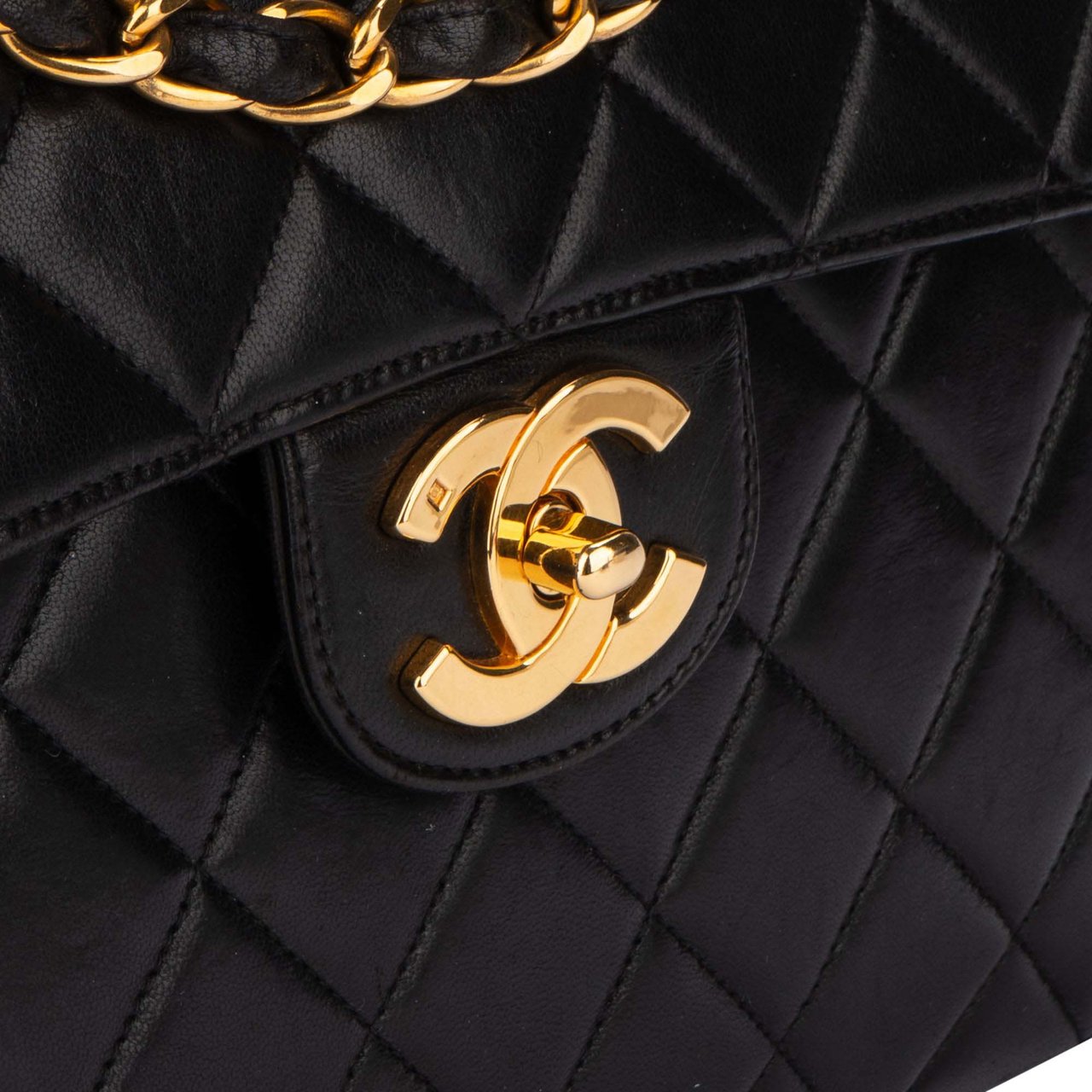 Chanel Chanel Quilted Lambskin 24K Gold Jumbo Single Flap Crossbody Bag Divers