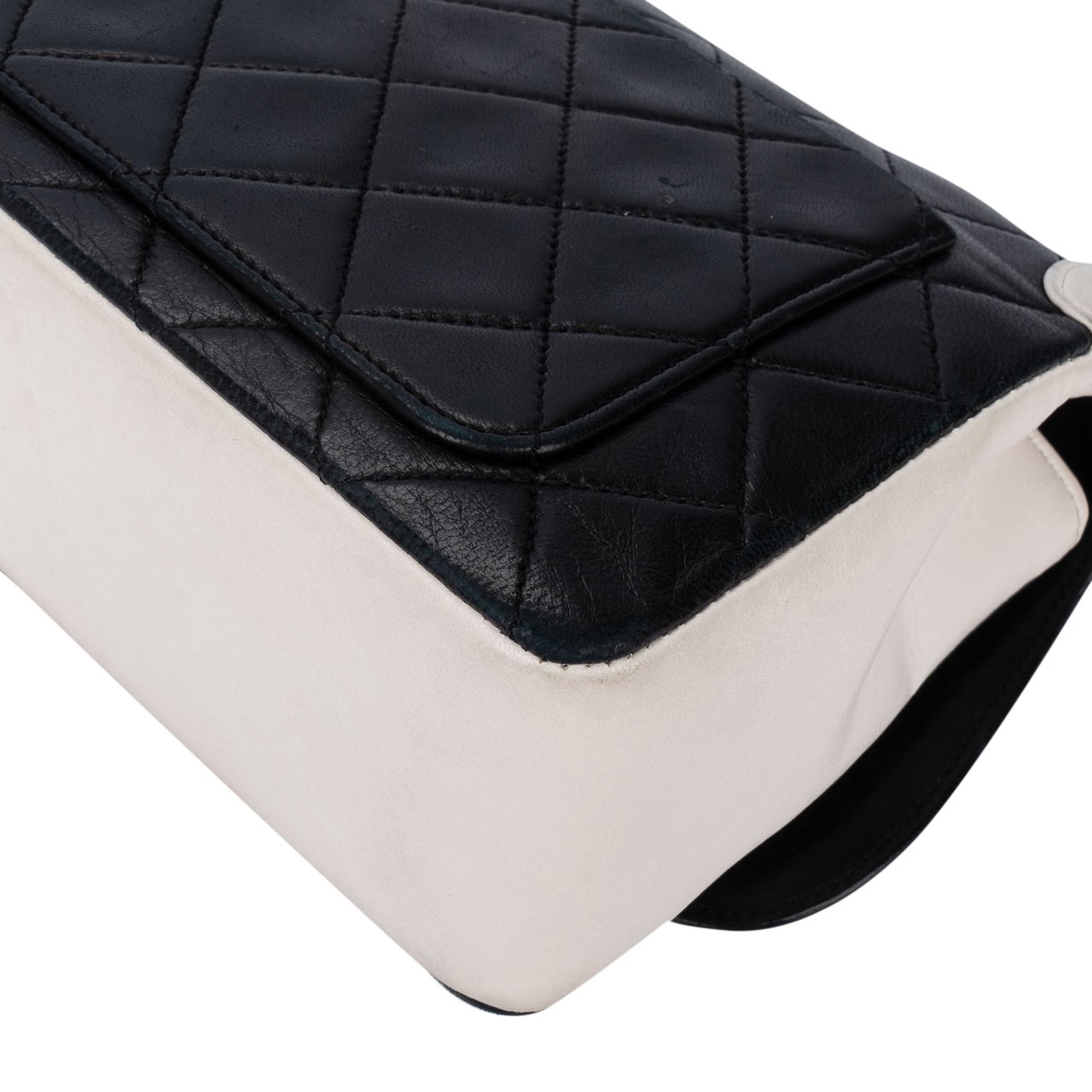 Chanel Chanel Quilted Bicolor Lambskin 24K Gold Single Flap Crossbody Bag Divers