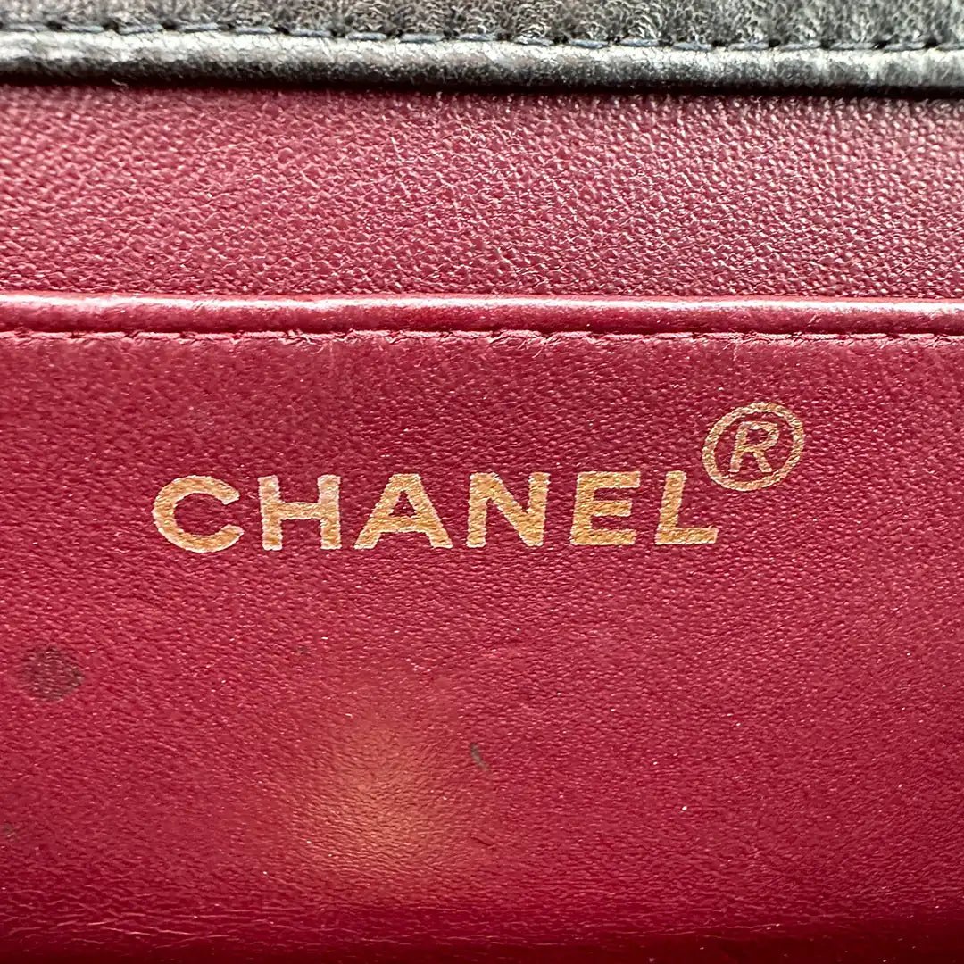 Chanel Chanel Timeless Wallet on Chain WOC Vintage lambskin black gold-plated hardware/ good Zwart