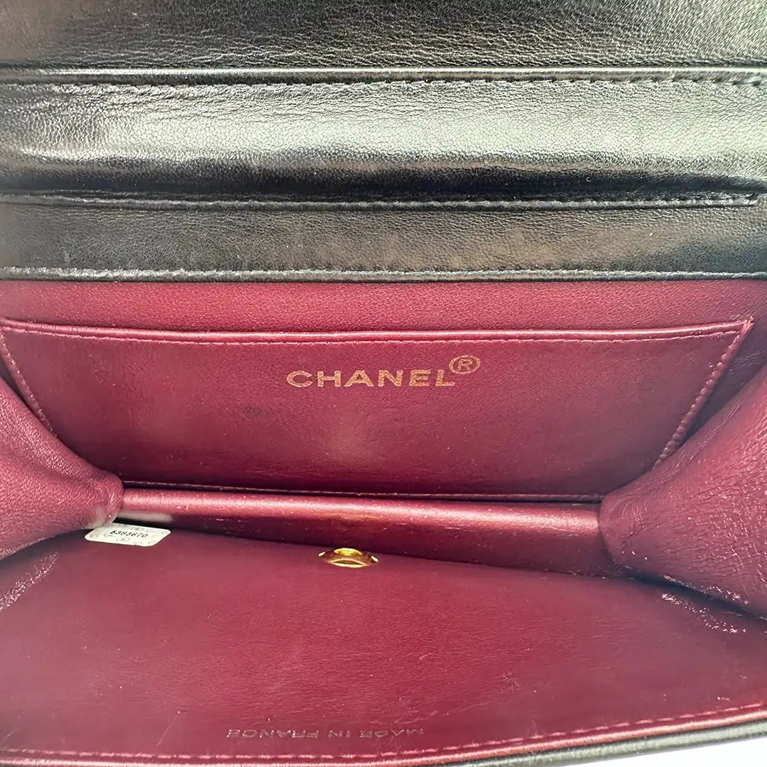 Chanel Chanel Timeless Wallet on Chain WOC Vintage lambskin black gold-plated hardware/ good Zwart
