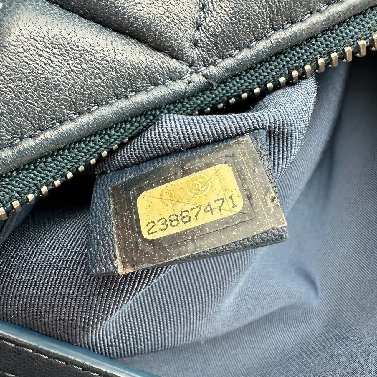 Chanel Chanel Coco Mark Pouch Matelasse Clutch dark blue / very good Blauw