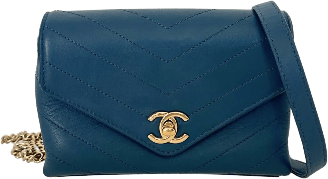 Chanel Chanel Chevron Coco Waist Bag blue / very good Blauw