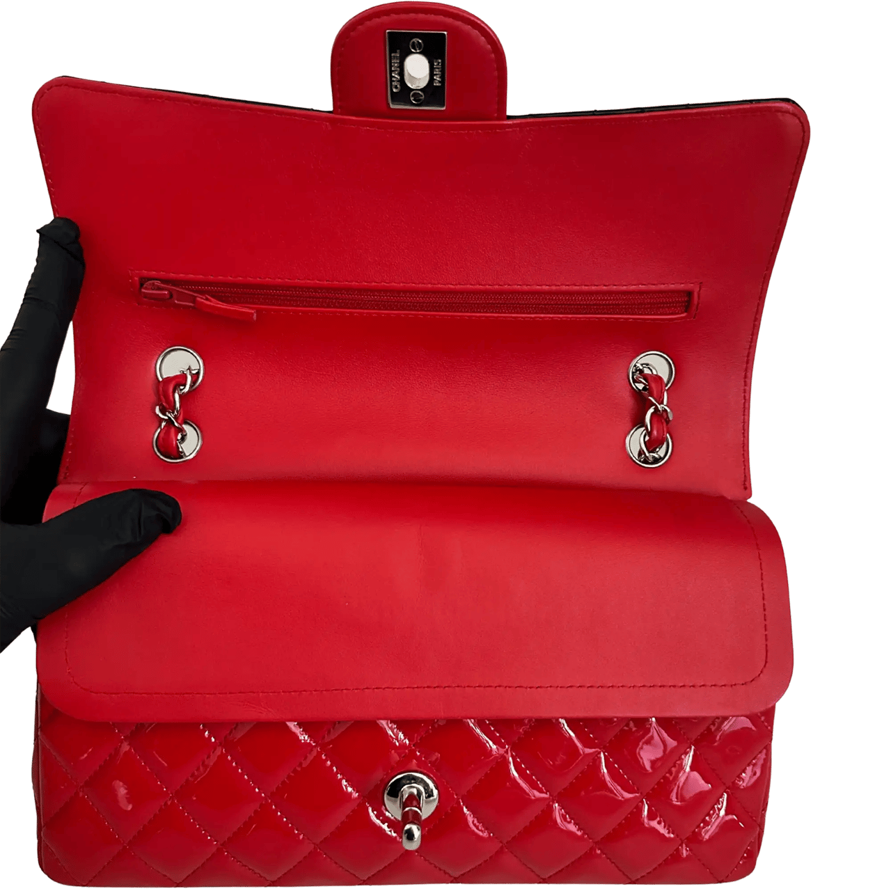 Chanel Chanel Medium Bicolor Quilted Patent Calfskin Double Flap Bag / neuwertig Zwart
