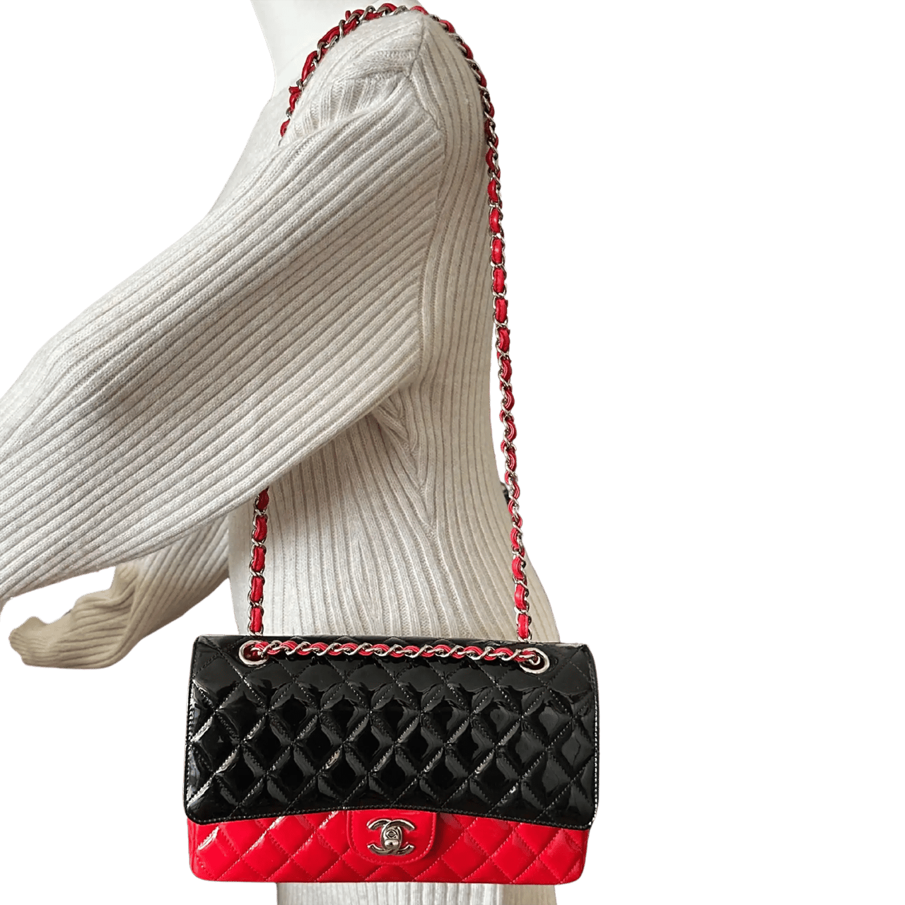 Chanel Chanel Medium Bicolor Quilted Patent Calfskin Double Flap Bag / neuwertig Zwart