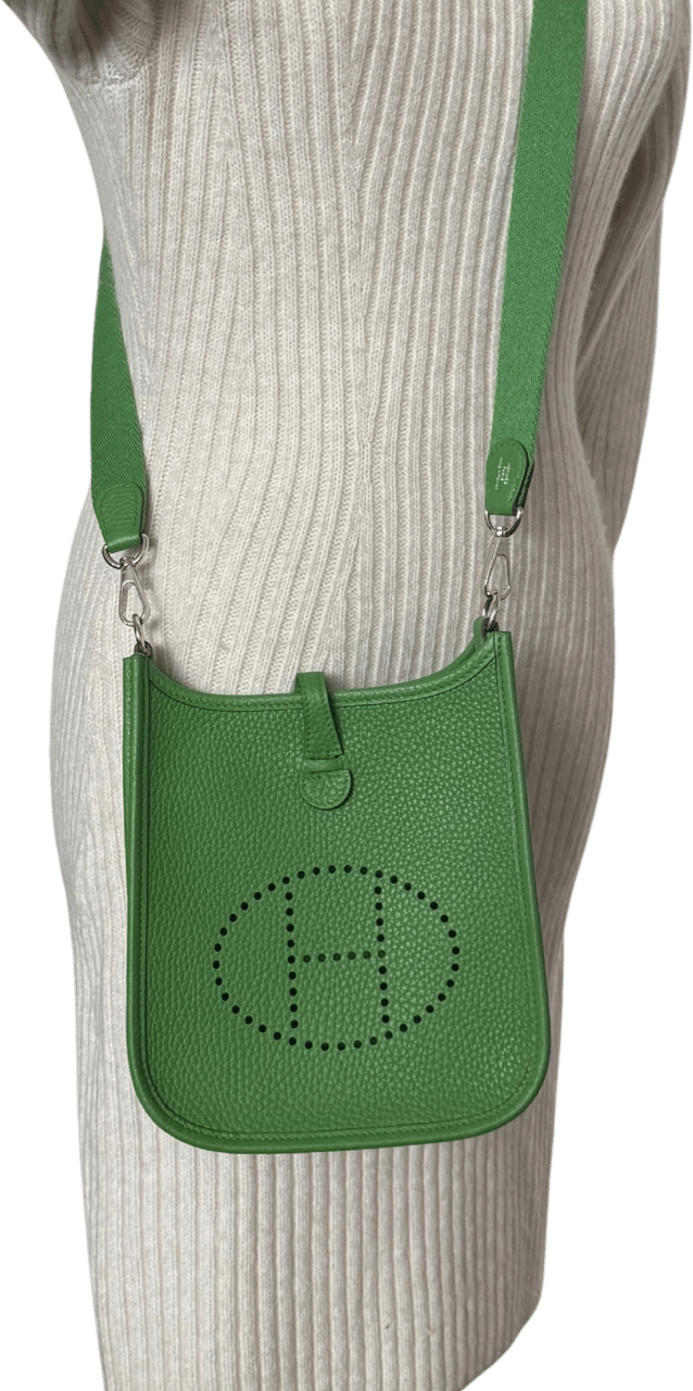 Hermès Hermès Evelyne 16 Amazone Taurillon Clemence Grün Fullset / neuwertig Groen
