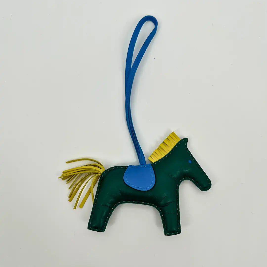 Hermès Hermès Rodeo MM Milo Malachite / Bleu Zanzibar / Lime Bag Charm / very good Blauw