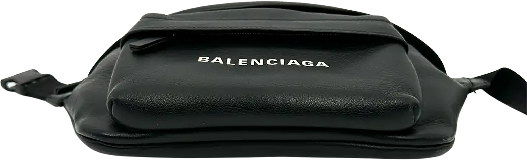 Balenciaga Balenciaga Everyday Beltpack Bag black leather / very good Zwart