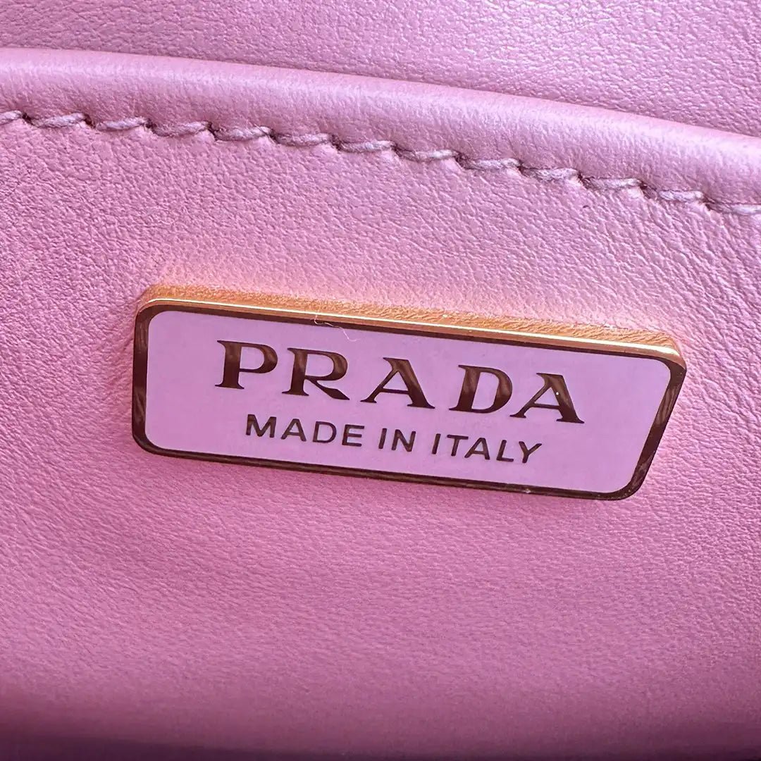 Prada Prada small handbag with logo Saffiano leather pink full set / unworn Roze