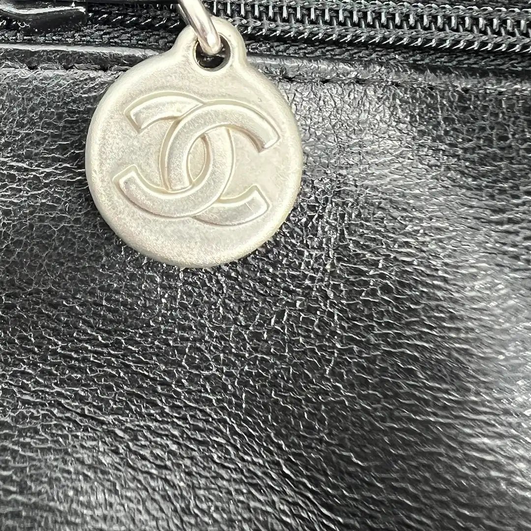 Chanel Chanel Vintage Supermodel Crochet Bag CC Logo / very good Zwart