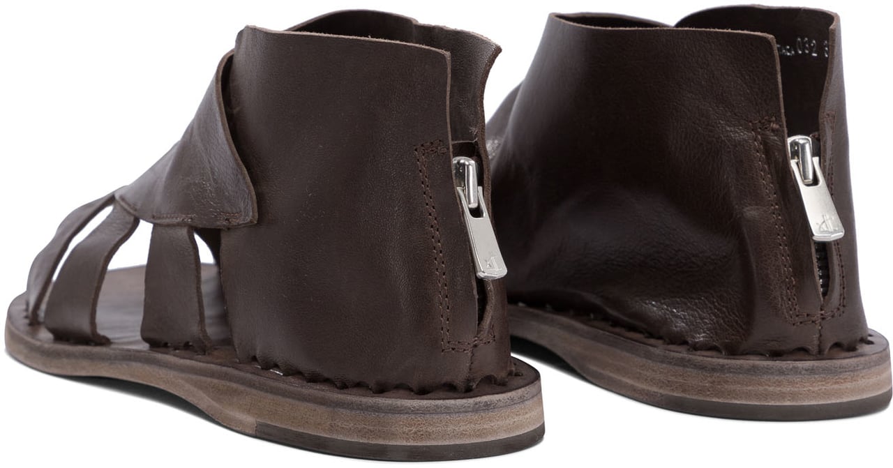 Officine Generale "Itaca" Sandals Bruin