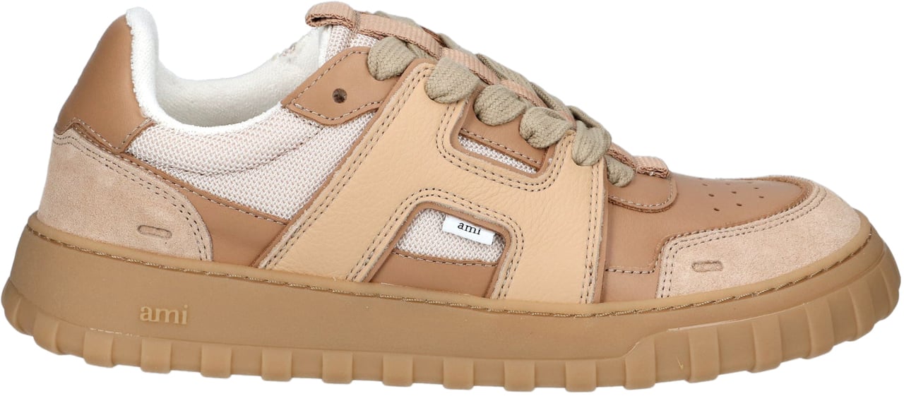 AMI Paris Ami Paris Sneakers Bruin Cr Lisse Bruin