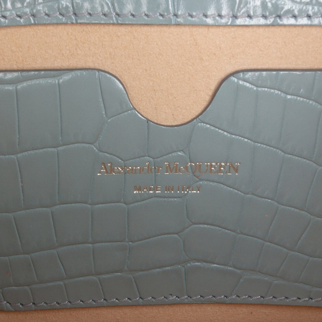Alexander McQueen Croc Embossed Calfskin Skull Knuckle Duster Crossbody Blauw