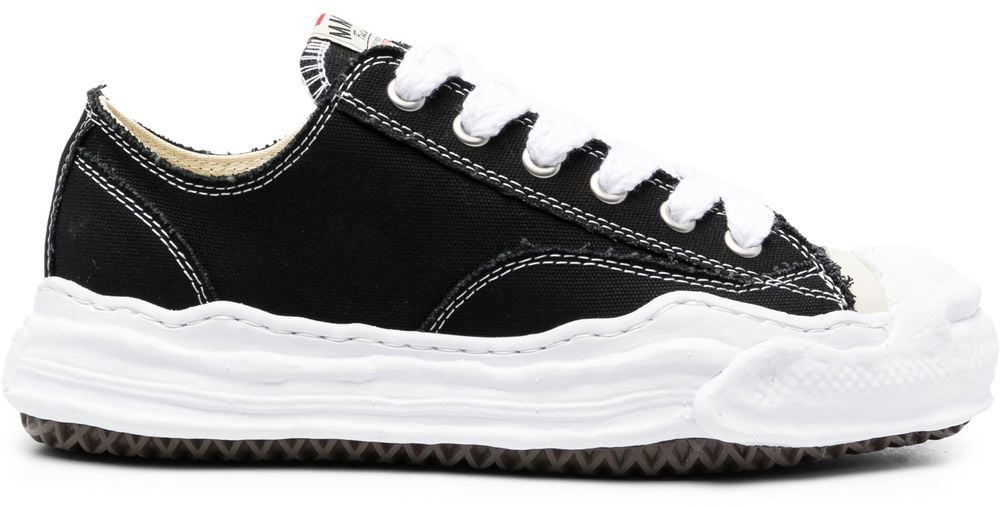 Maison Mihara Yasuhiro Hank Low Original Sole Canvas Low Top Sneaker Black Zwart