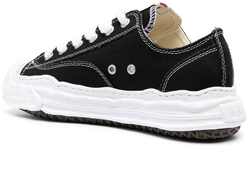 Maison Mihara Yasuhiro Hank Low Original Sole Canvas Low Top Sneaker Black Zwart
