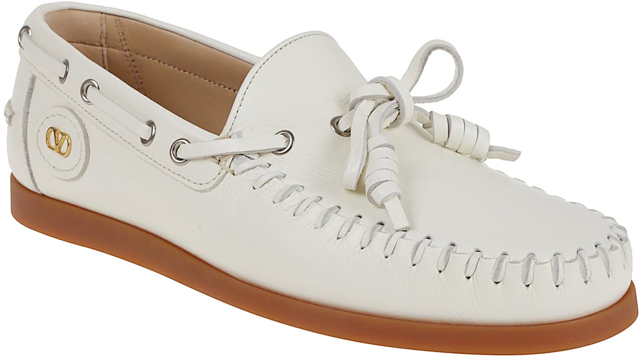 Valentino boat shoe brass logors Wit