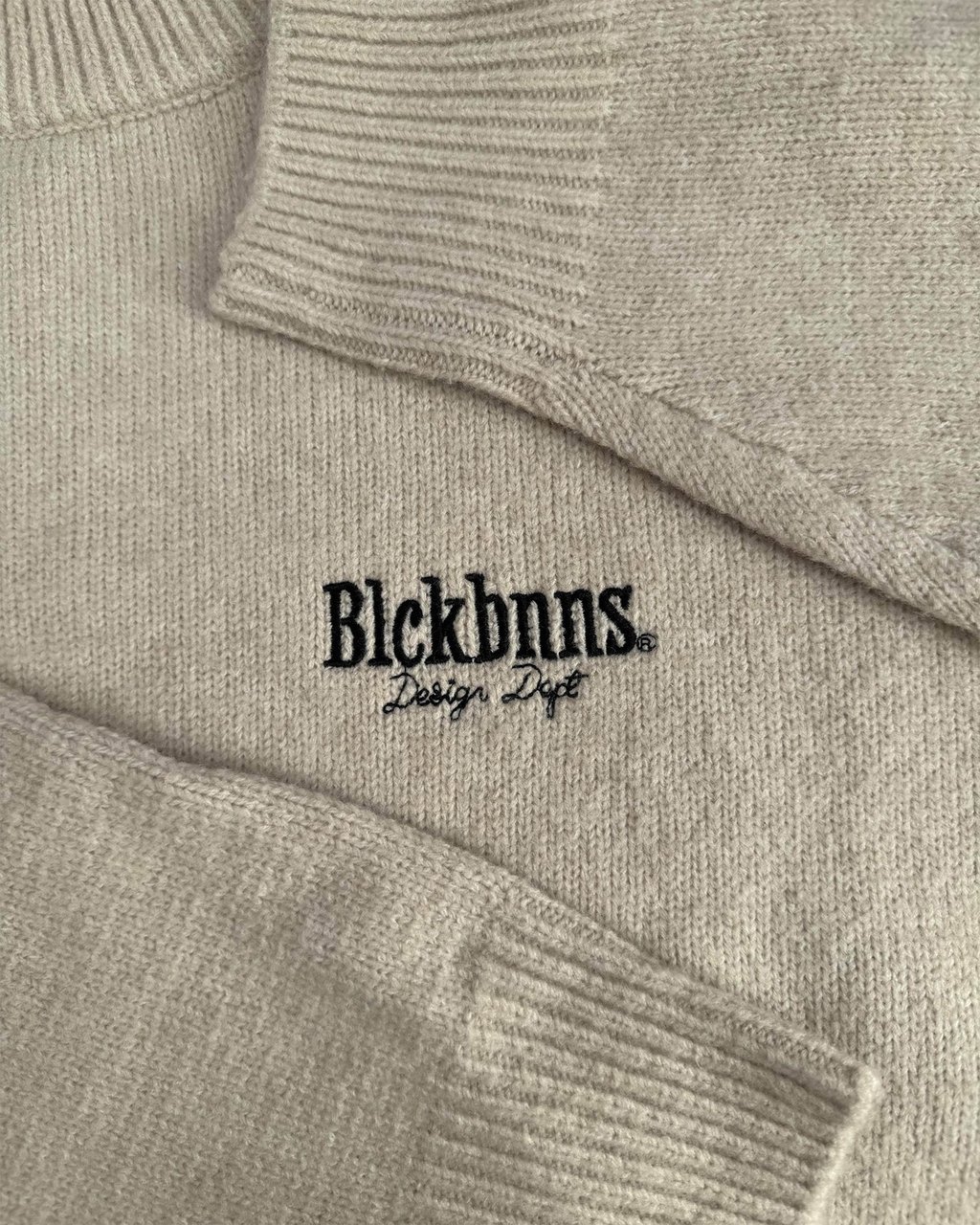Black Bananas Sweater Beige