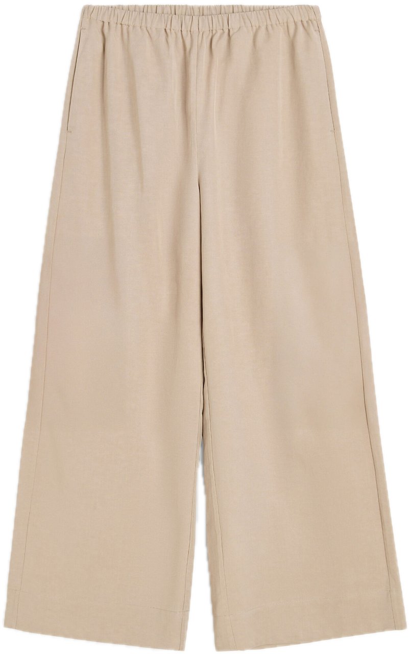 By Malene Birger Cabello Beige