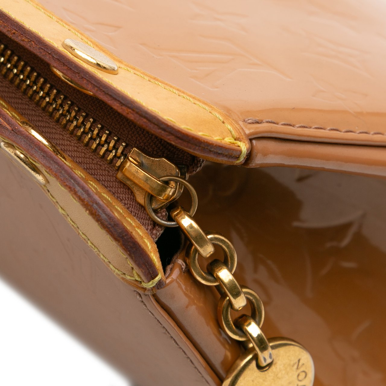 Louis Vuitton Monogram Vernis Brea MM Bruin