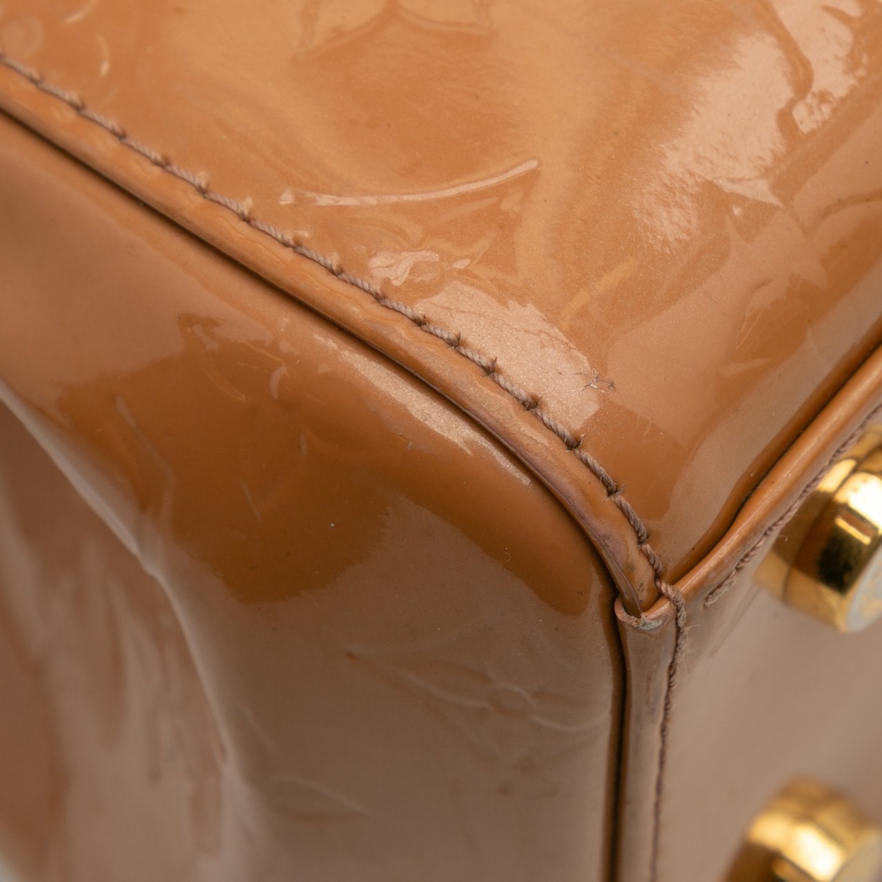 Louis Vuitton Monogram Vernis Brea MM Bruin