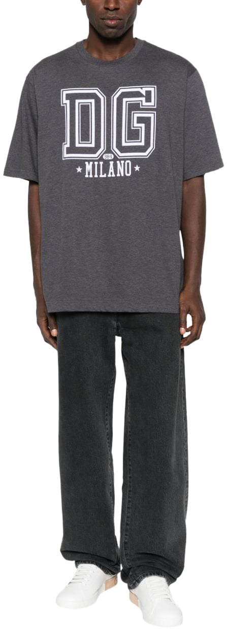 Dolce & Gabbana Dolce & Gabbana T-Shirt con Stampa DG Milano Grijs