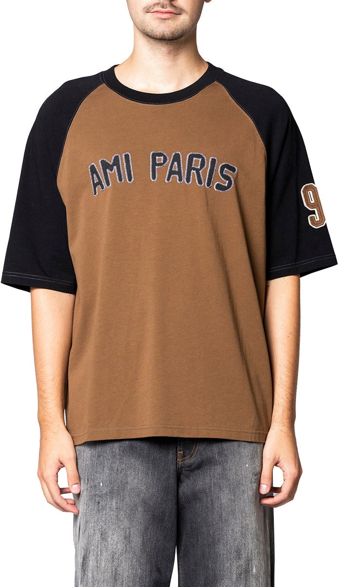 AMI Paris TEESHIRT PATCH HAZELNUT/BLACK Bruin