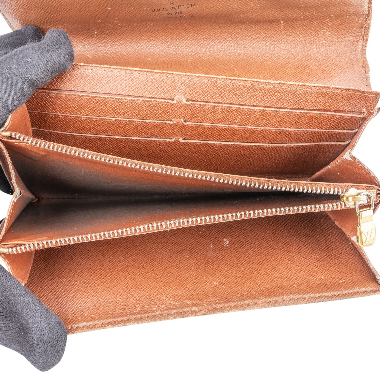 Louis Vuitton Louis Vuitton Canvas Monogram Sarah Wallet Divers