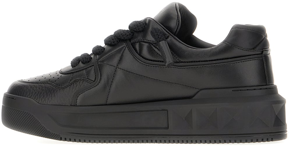 Valentino Valentino Black nappa leather One Stud XL sneakers Zwart