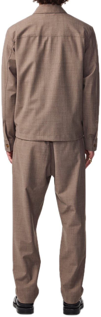 NN07 Alban Taupe