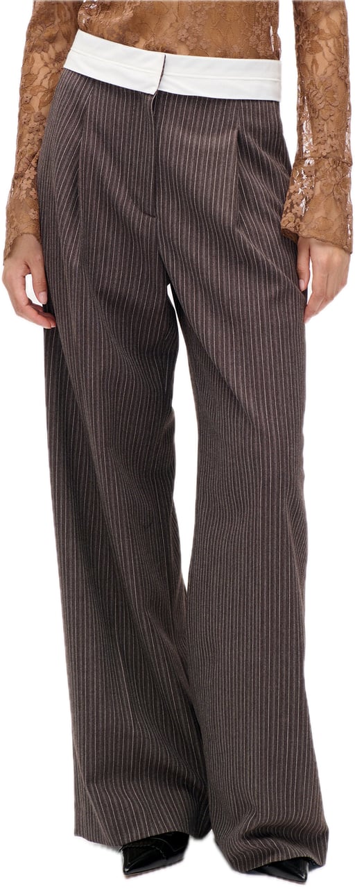 Baum Und Pferdgarten Neyat Bruin