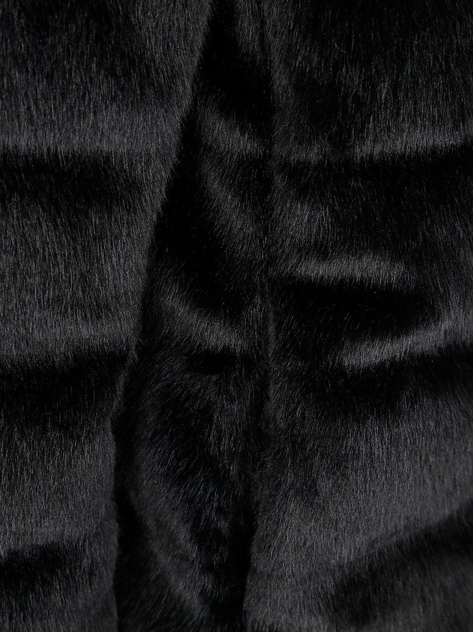 Pinko comodino cappa similpelliccia Zwart