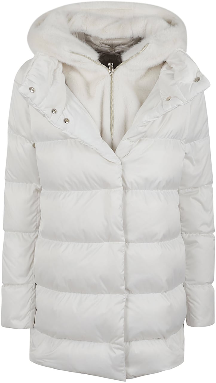 Herno a shape in satin with faux fur bib Wit