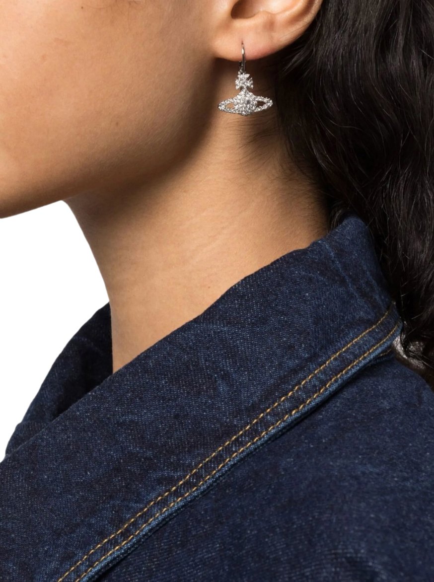 Vivienne Westwood Grace Bas Relief Earrings Platinum Zilver