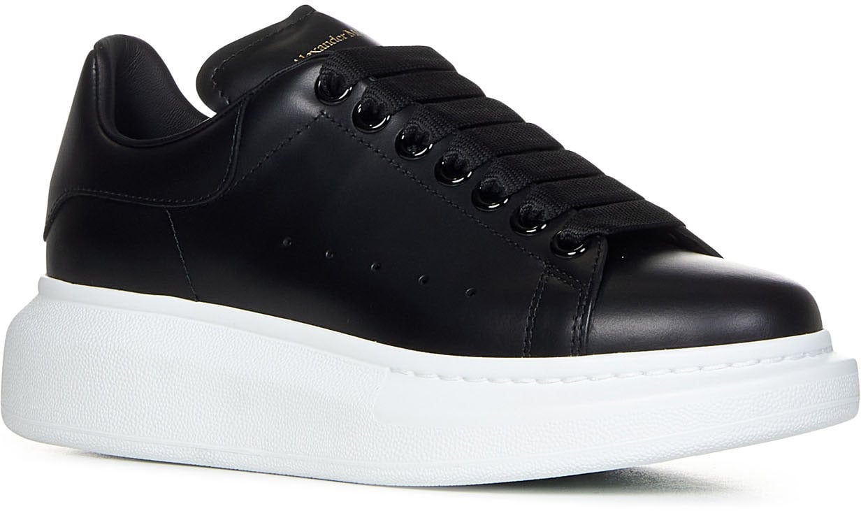 Alexander McQueen Oversized low-top sneakers Zwart