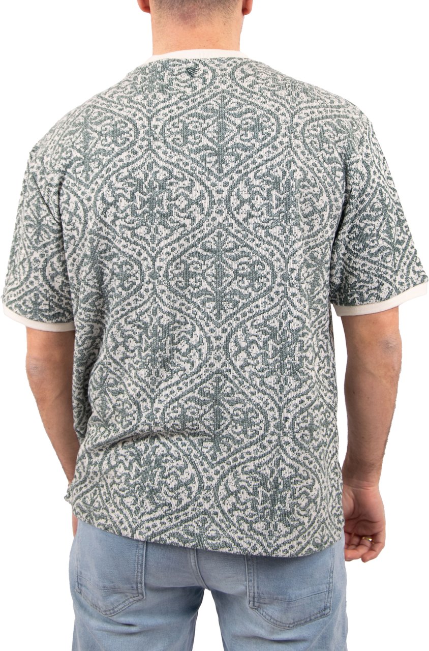 Pure Path Jacquard Pattern T-Shirt Groen