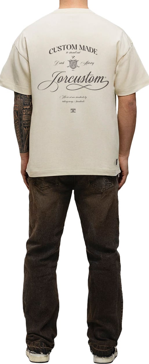 JORCUSTOM Handscri Loose Fit T-Shirt Creme Beige